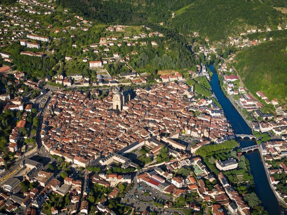 Ferienwohnung Au Temps D'Antan Villefranche-de-Rouergue Exterior foto