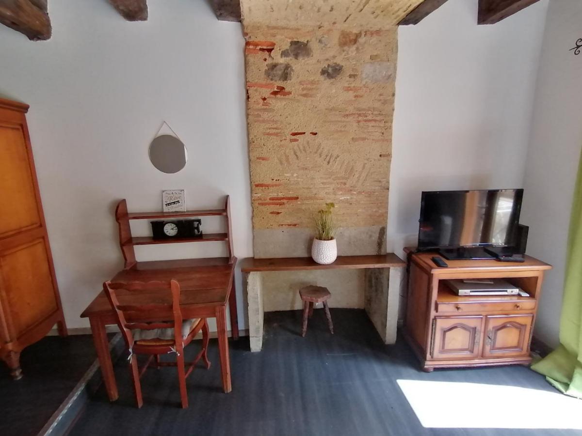 Ferienwohnung Au Temps D'Antan Villefranche-de-Rouergue Exterior foto